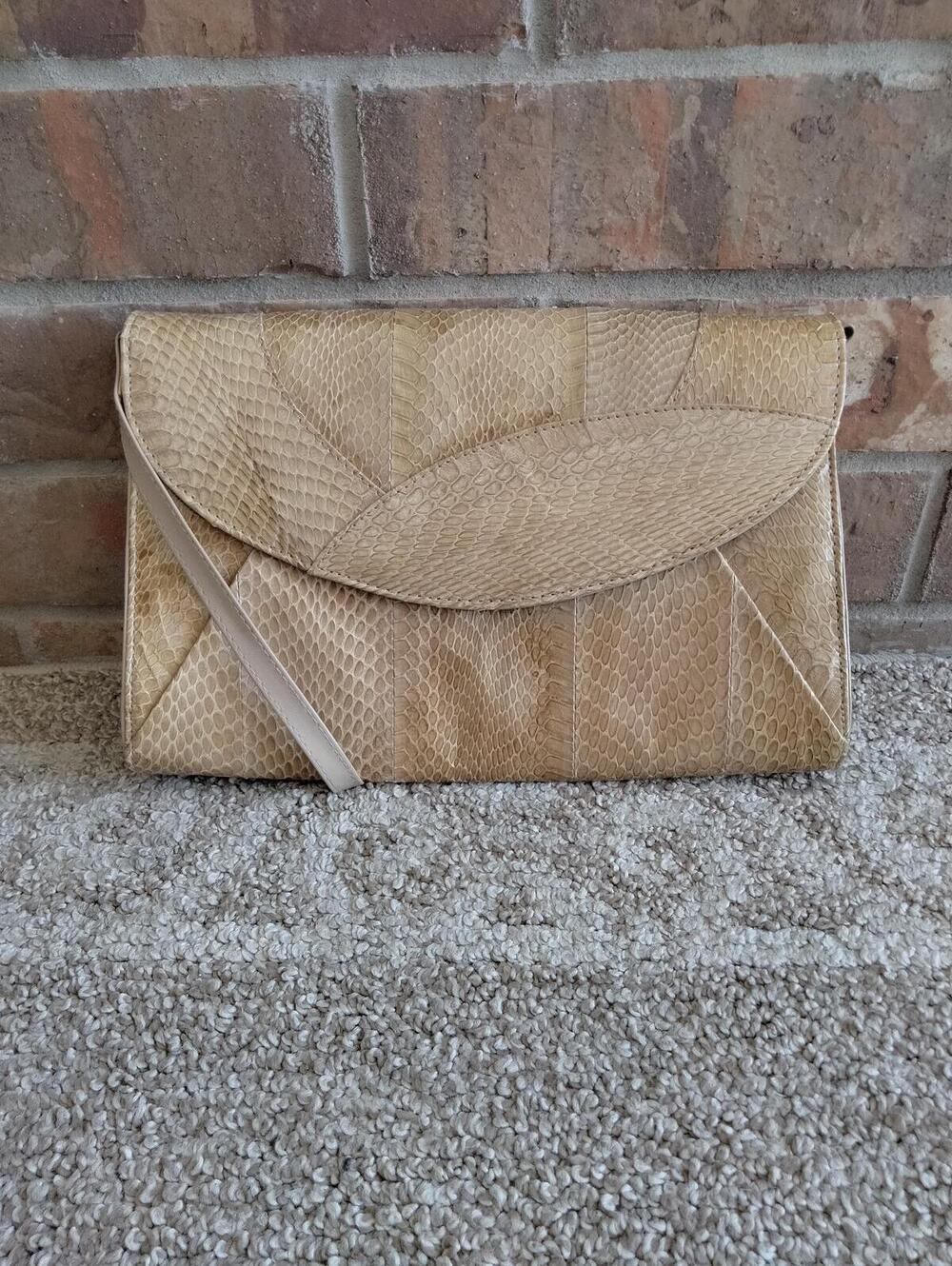 Vintage J Renee Genuine Snakeskin Clutch Envelope Crossbody Bag Tan Petal Design